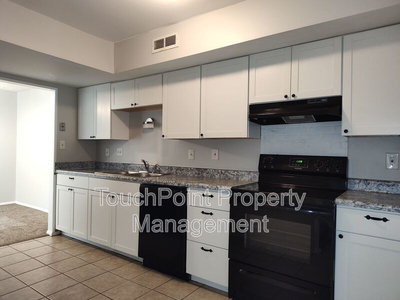 3BD/2BA Townhome in Stonington! property image