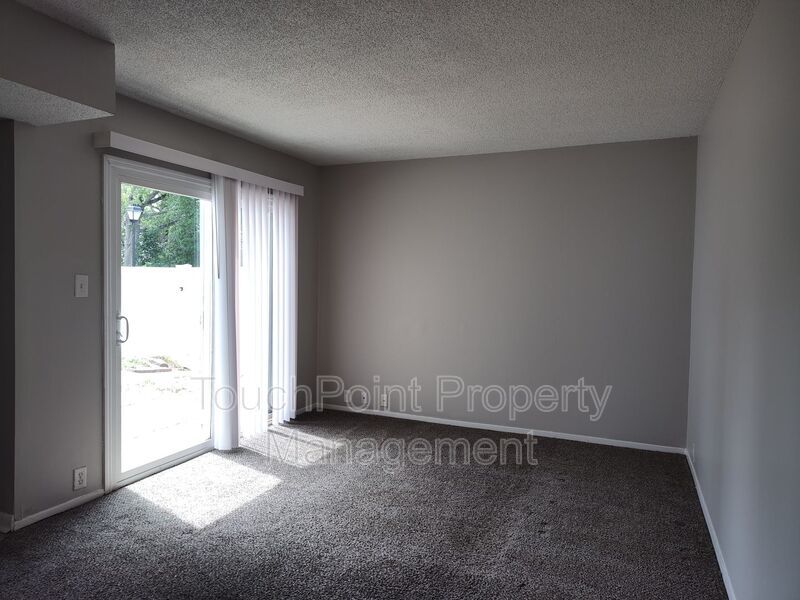 3BD/2BA Townhome in Stonington! property image