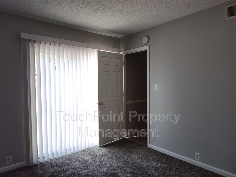 3BD/2BA Townhome in Stonington! property image