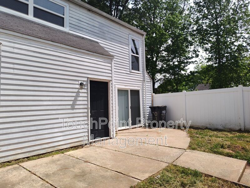 3BD/2BA Townhome in Stonington! property image