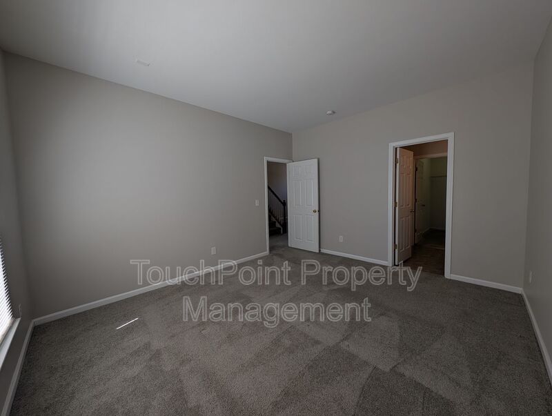 Cozy End Unit Townhome located in the Carolina Crossing community! property image