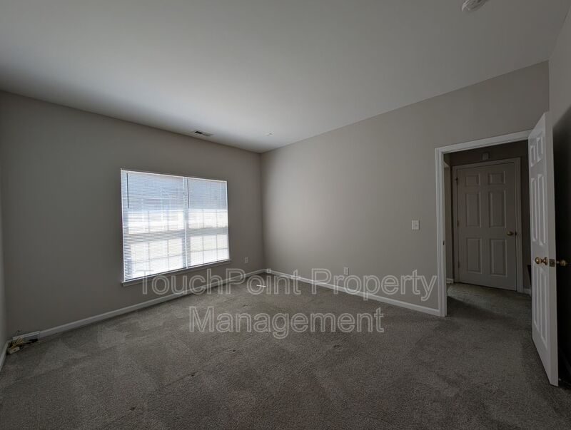 Cozy End Unit Townhome located in the Carolina Crossing community! property image