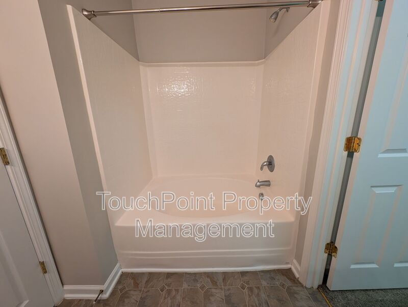 Cozy End Unit Townhome located in the Carolina Crossing community! property image