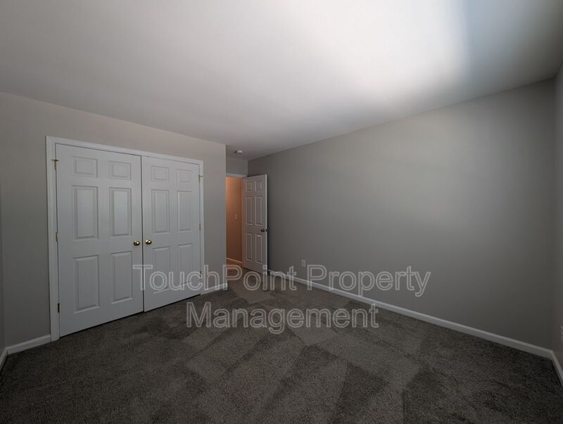 Cozy End Unit Townhome located in the Carolina Crossing community! property image