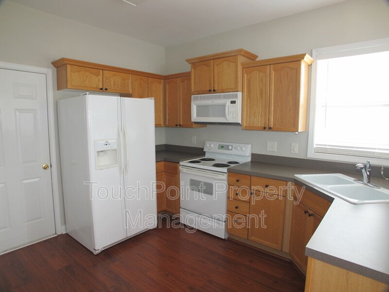 Charming 2 story, 4 bedroom, 2.5 bath home located in the Taylor Glen Subdivision! property image