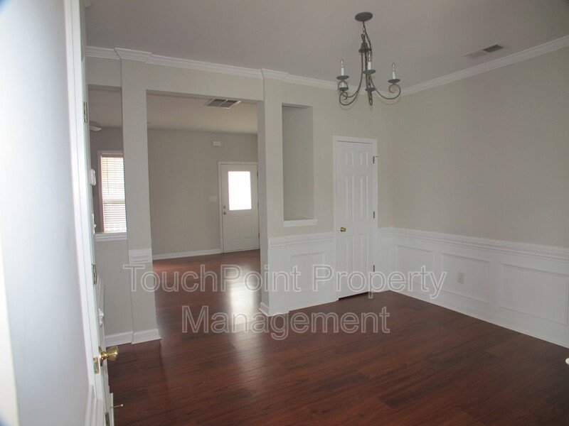 Charming 2 story, 4 bedroom, 2.5 bath home located in the Taylor Glen Subdivision! property image