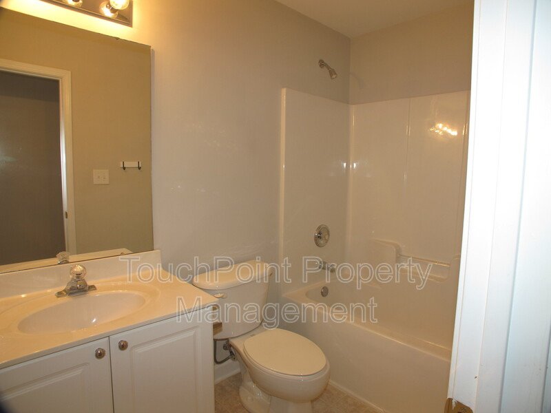 Charming 2 story, 4 bedroom, 2.5 bath home located in the Taylor Glen Subdivision! property image