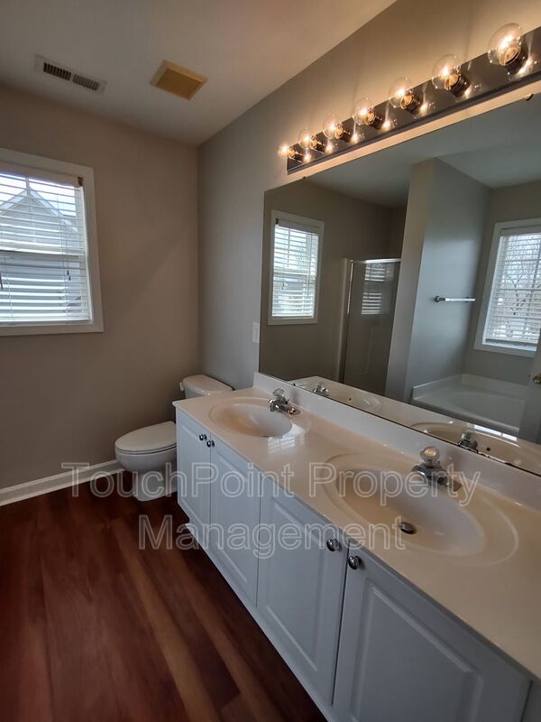 Charming 2 story, 4 bedroom, 2.5 bath home located in the Taylor Glen Subdivision! property image