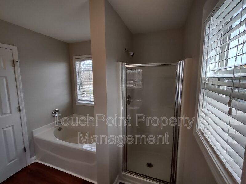 Charming 2 story, 4 bedroom, 2.5 bath home located in the Taylor Glen Subdivision! property image