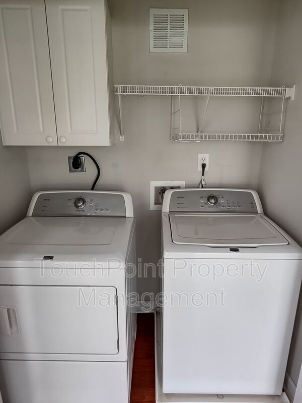 Charming 2 story, 4 bedroom, 2.5 bath home located in the Taylor Glen Subdivision! property image