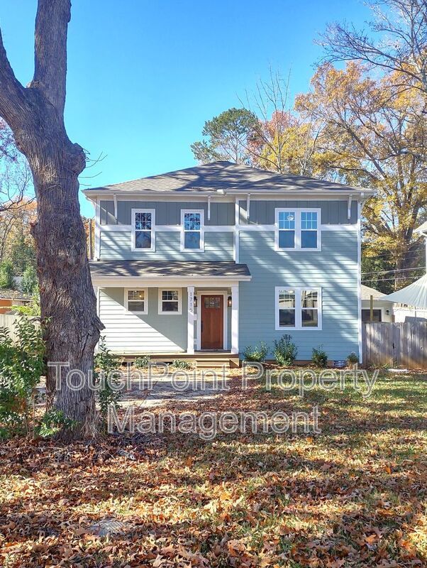 Cozy Home located in The Camp Greene Community! property image