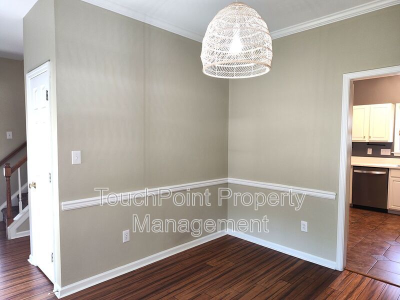 Stunning Corner Lot home located within a cul-de-sac in the Mitchell Glen Community! property image