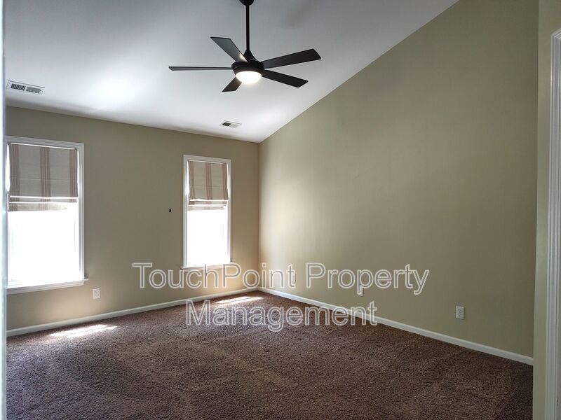 Stunning Corner Lot home located within a cul-de-sac in the Mitchell Glen Community! property image