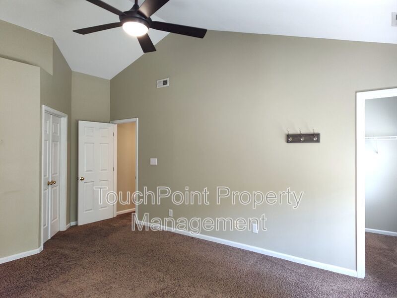 Stunning Corner Lot home located within a cul-de-sac in the Mitchell Glen Community! property image