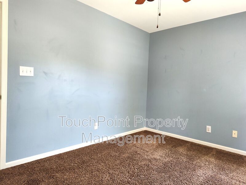 Stunning Corner Lot home located within a cul-de-sac in the Mitchell Glen Community! property image