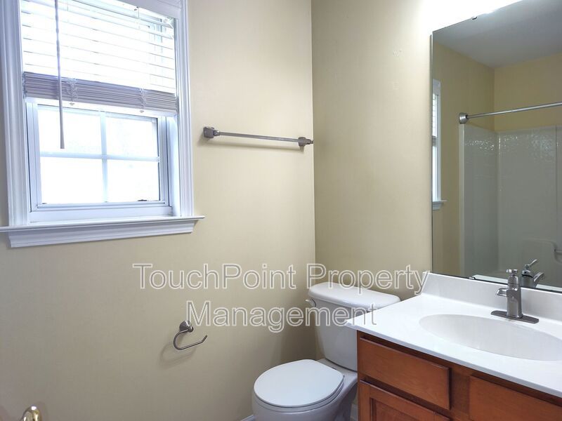 Stunning Corner Lot home located within a cul-de-sac in the Mitchell Glen Community! property image