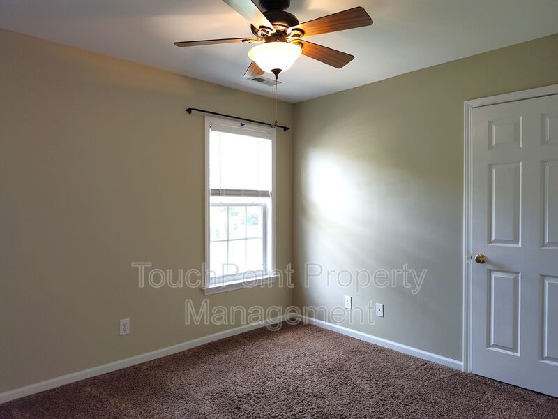 Stunning Corner Lot home located within a cul-de-sac in the Mitchell Glen Community! property image