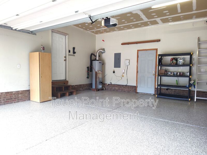 Stunning Corner Lot home located within a cul-de-sac in the Mitchell Glen Community! property image