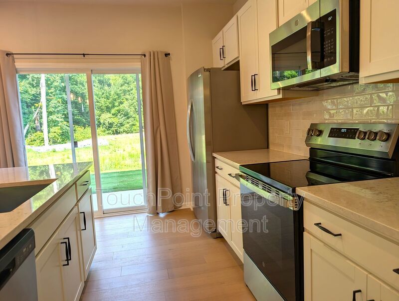 Pristine 2 story Townhome located in the Fifteen Cannon Community in Charlotte! property image