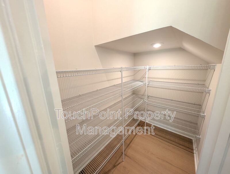 Pristine 2 story Townhome located in the Fifteen Cannon Community in Charlotte! property image