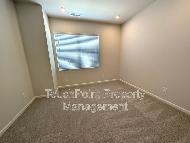 Pristine 2 story Townhome located in the Fifteen Cannon Community in Charlotte! property image