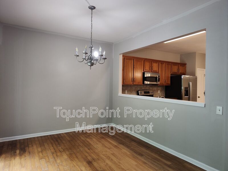 Cozy, 2 story End Unit Townhome located in the Blakeney Preserve community! property image