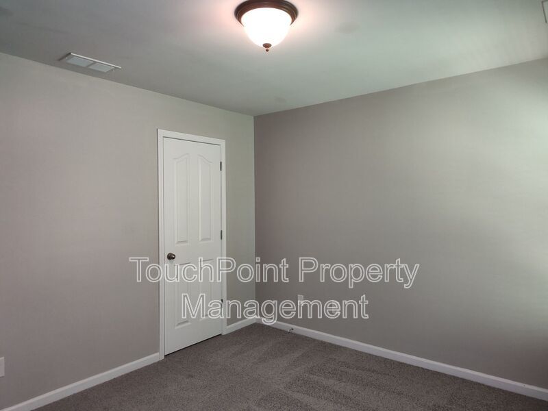Cozy, 2 story End Unit Townhome located in the Blakeney Preserve community! property image