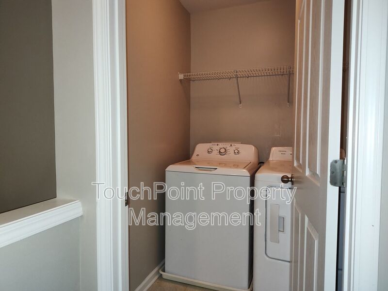 Cozy, 2 story End Unit Townhome located in the Blakeney Preserve community! property image
