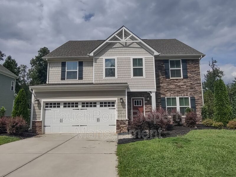 Beautiful Home located in the Holcomb Woods Community! property image