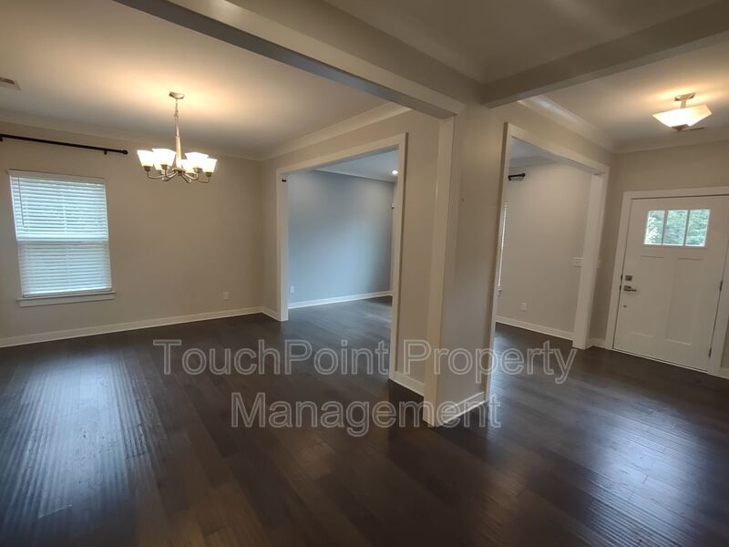 Beautiful Home located in the Holcomb Woods Community! property image