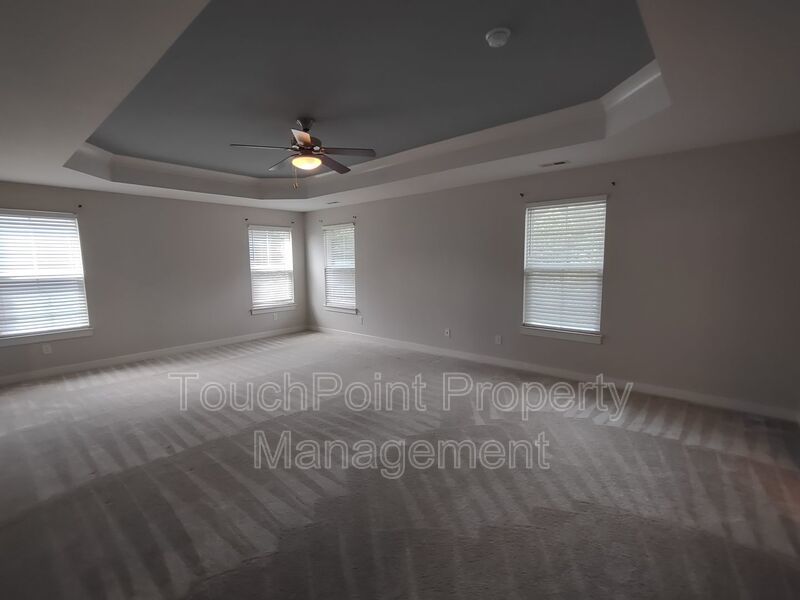 Beautiful Home located in the Holcomb Woods Community! property image