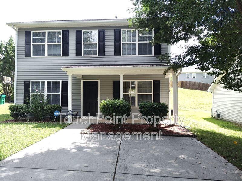 Cozy, 2 story Home located in the  PeachTree Hills community! property image