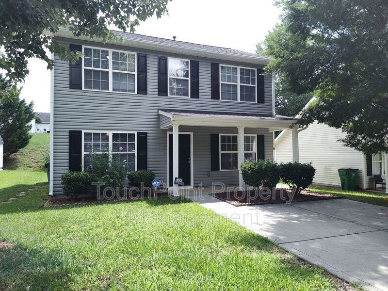 Cozy, 2 story Home located in the  PeachTree Hills community! property image