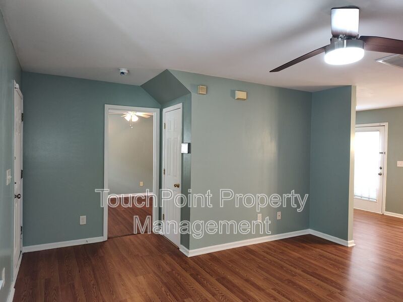 Cozy, 2 story Home located in the  PeachTree Hills community! property image