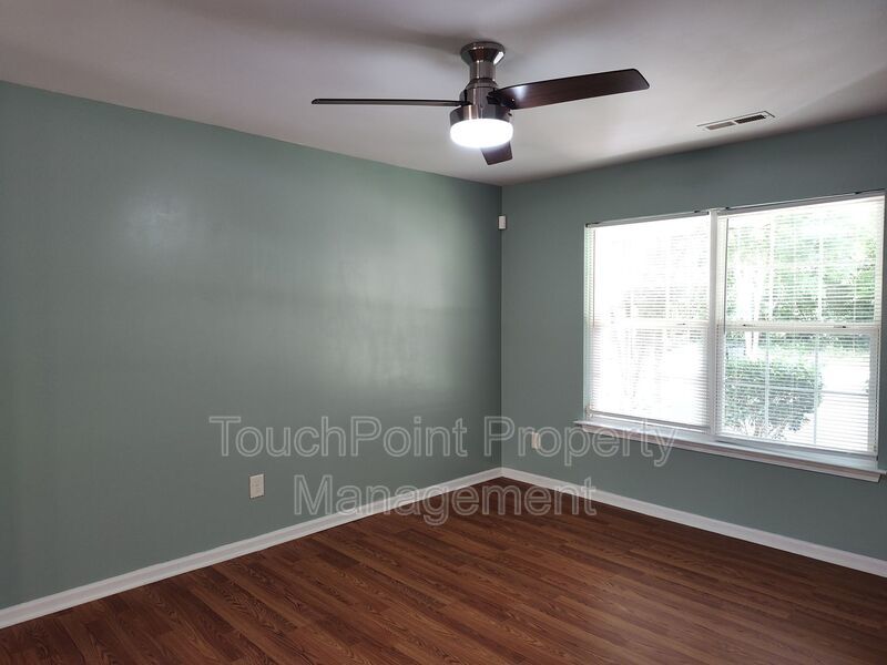 Cozy, 2 story Home located in the  PeachTree Hills community! property image