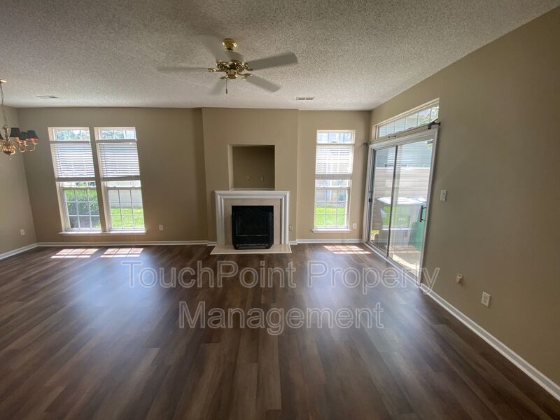 Cozy Townhome located in Prosperity Point ! property image