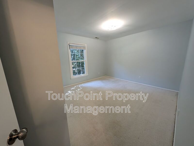 Beautiful Ranch Style Home located in The Downs Grant Community! property image