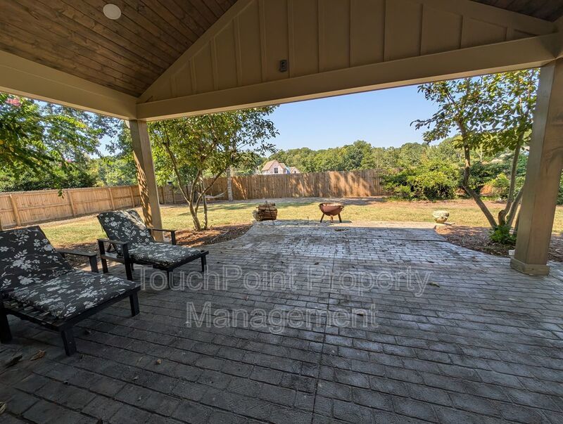 Beautiful Ranch Style Home located in The Downs Grant Community! property image