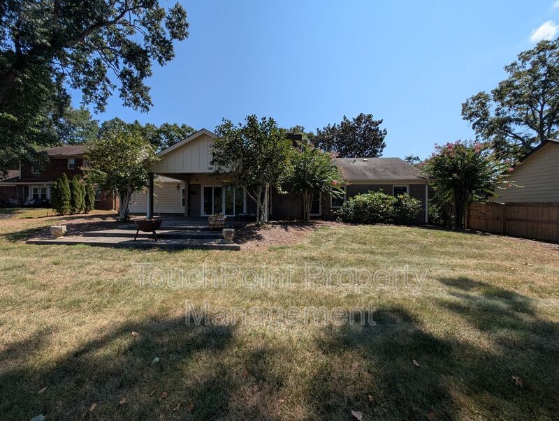 Beautiful Ranch Style Home located in The Downs Grant Community! property image