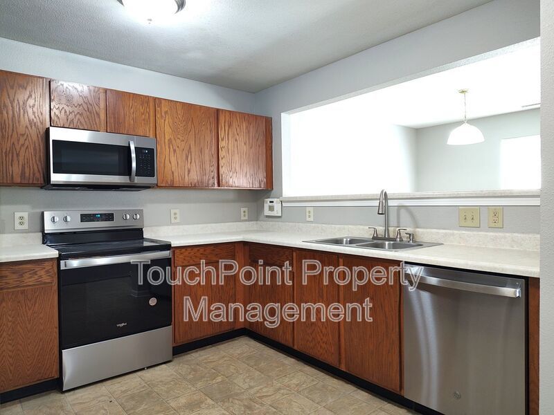 Charming 2 Story Home located in the Boulder Creek Community in Charlotte! property image