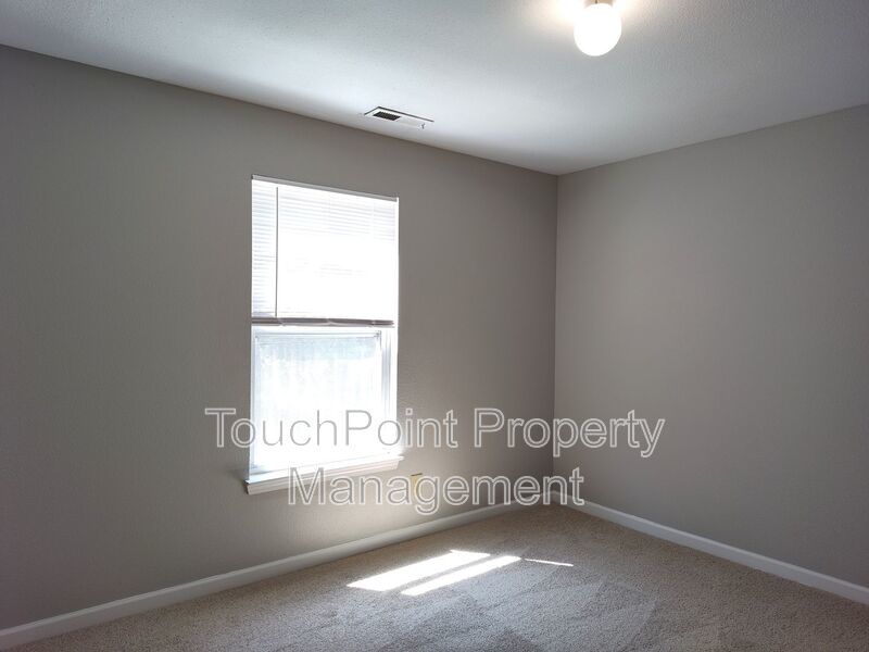 Charming 2 Story Home located in the Boulder Creek Community in Charlotte! property image