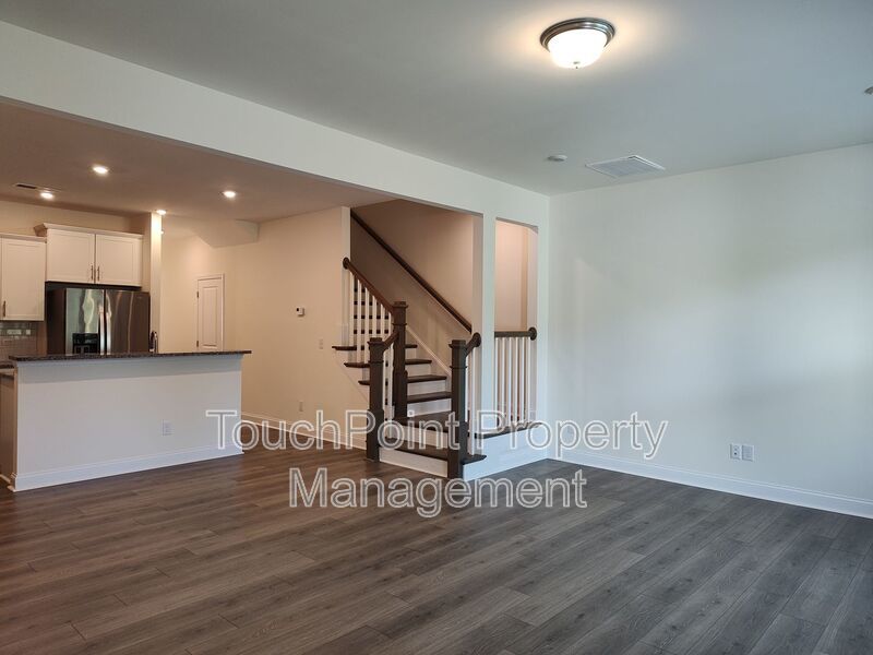 3 Bedroom, 2.5 Bath Townhome located in Paddlers Cove! property image