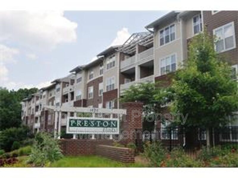 Pristine Condo located in the Preston Flats Complex! property image