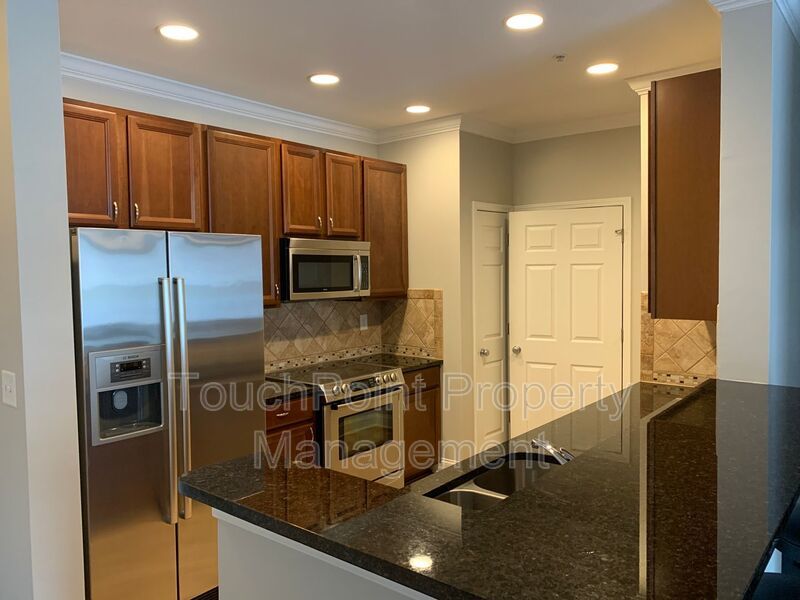 Pristine Condo located in the Preston Flats Complex! property image