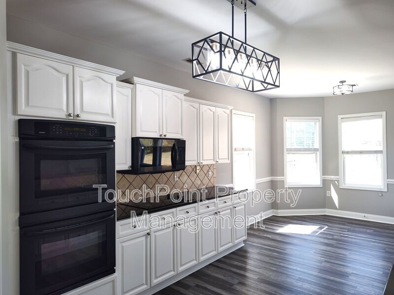 Stunning home Located in The Taylor Glenn community in Indian Trail NC! property image