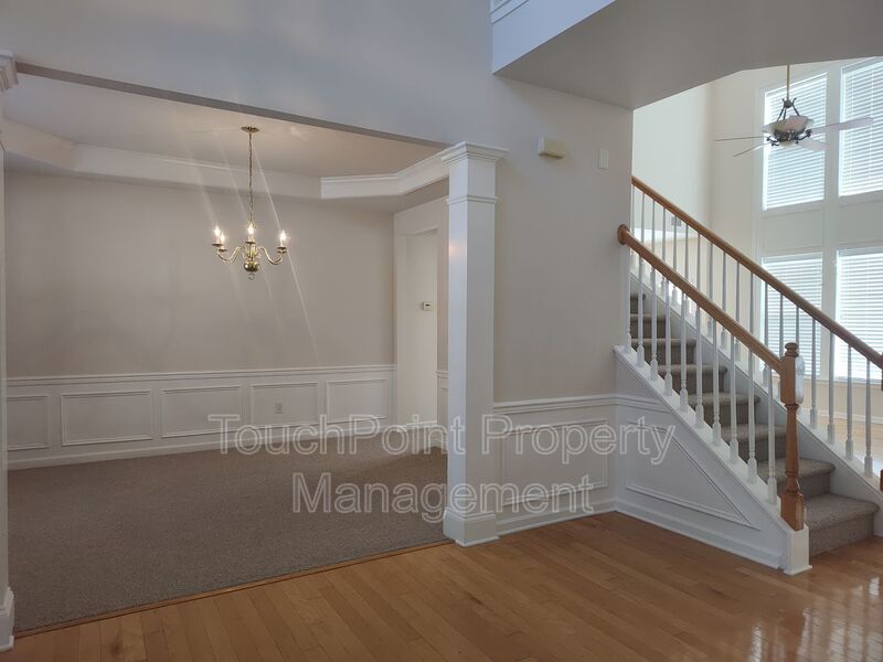 Gorgeous 4 beds, 2.5 bath home located in the Arbor Hills community! property image