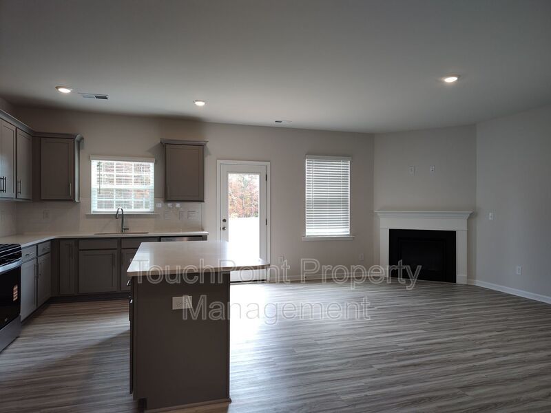New Construction! Beautiful Home in Secrest Commons. property image