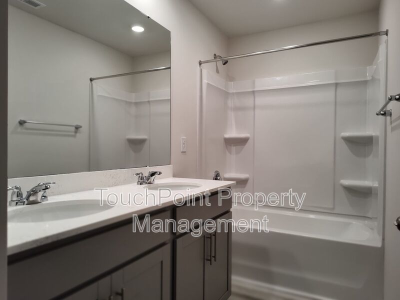 New Construction! Beautiful Home in Secrest Commons. property image