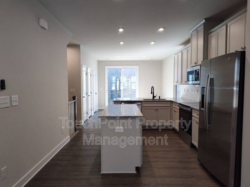 New Build Townhome located in the Southrail Station! property image