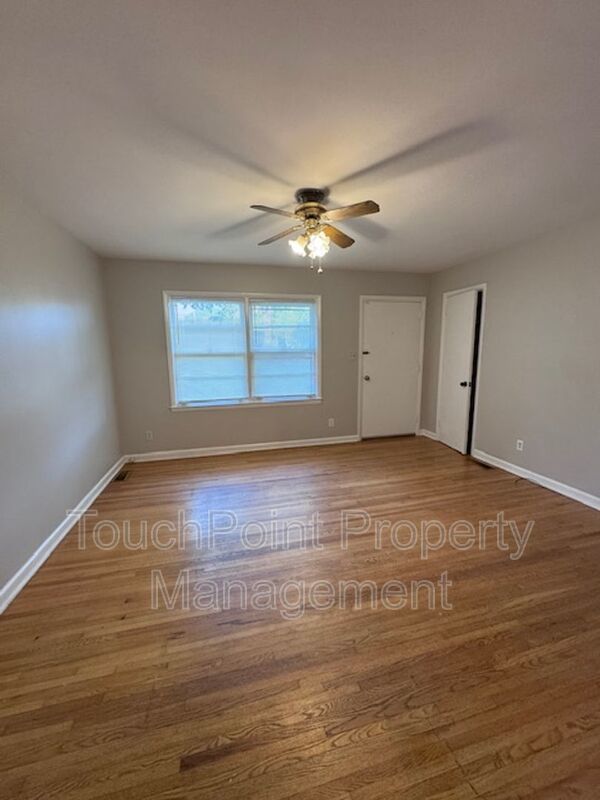 Cozy Ranch Style home located in the Matthews Park community. property image